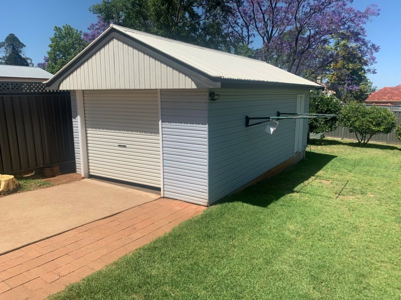 27 Dowell Avenue, Tamworth NSW 2340