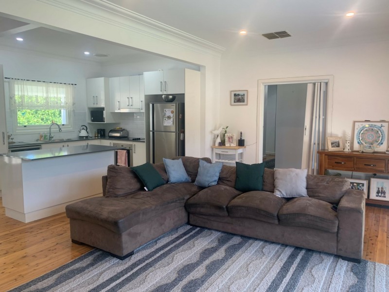 27 Dowell Avenue, Tamworth NSW 2340