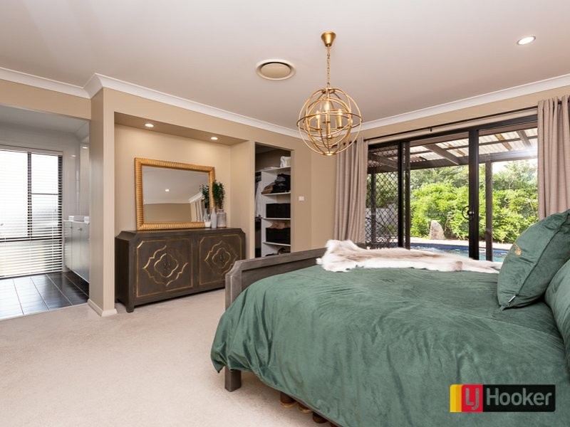 37 Sequoia Drive, Tamworth NSW 2340