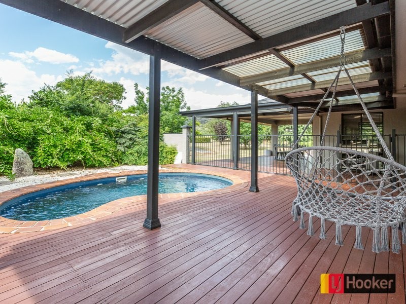 37 Sequoia Drive, Tamworth NSW 2340