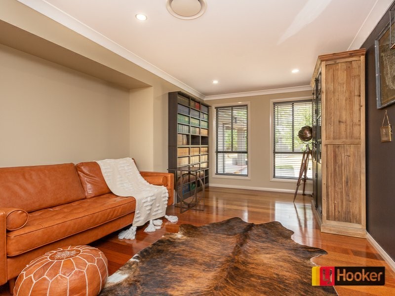 37 Sequoia Drive, Tamworth NSW 2340