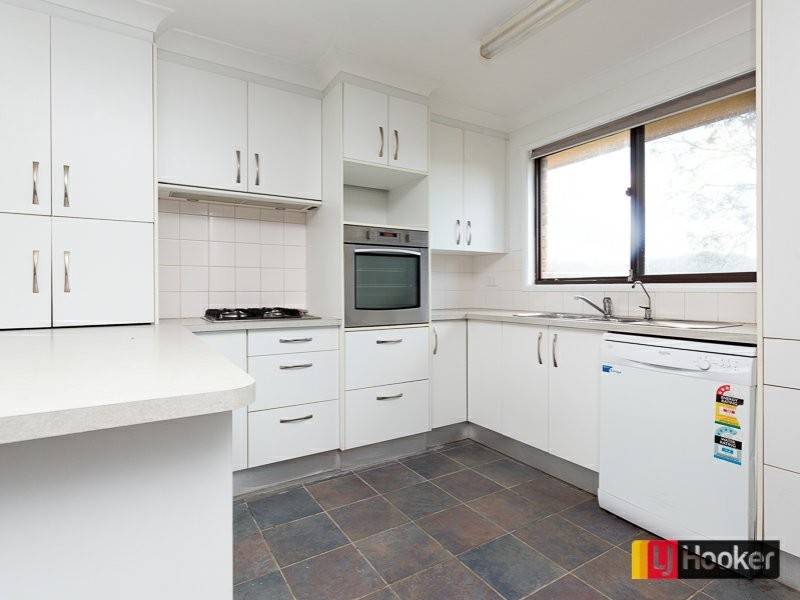 16 Carole Drive, Kootingal NSW 2352