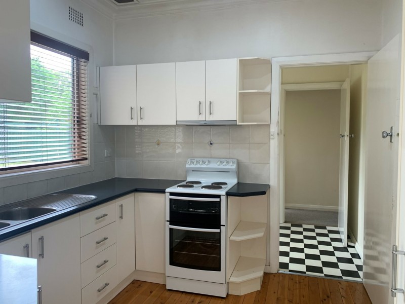 16 Sapphire Crescent, Tamworth NSW 2340