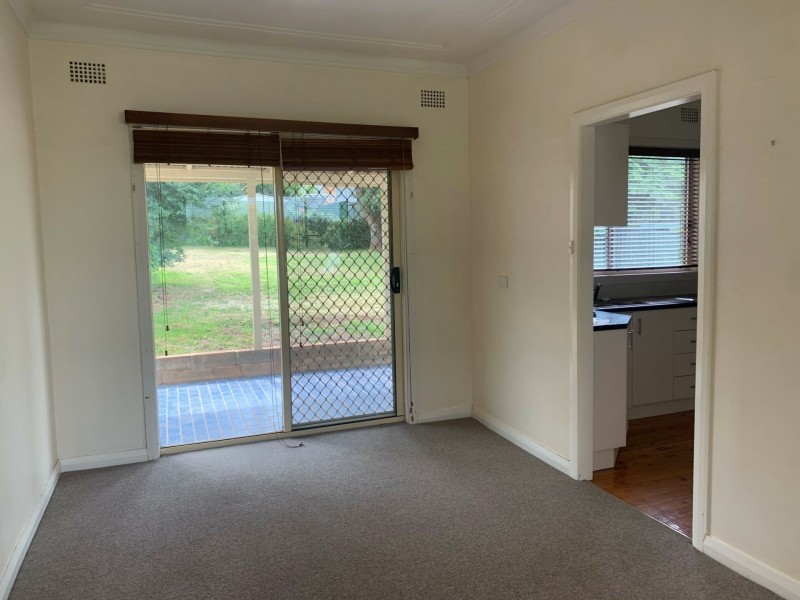 16 Sapphire Crescent, Tamworth NSW 2340