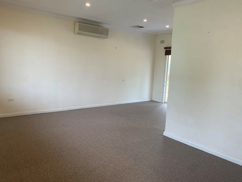 16 Sapphire Crescent, Tamworth NSW 2340