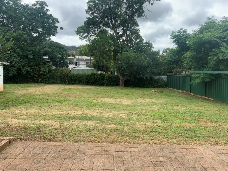 16 Sapphire Crescent, Tamworth NSW 2340