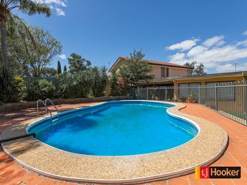 5 Coolabah Close, Tamworth NSW 2340