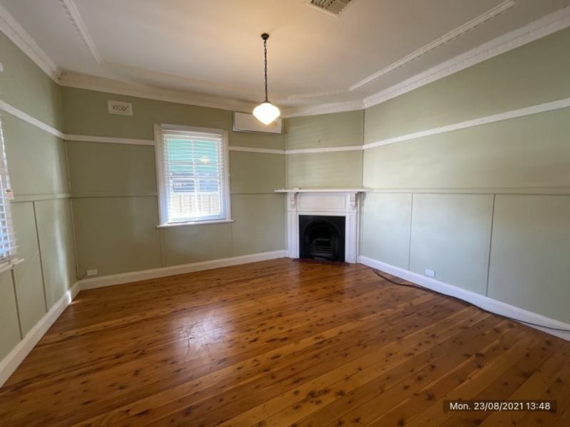 39 Gipps Street, Tamworth NSW 2340