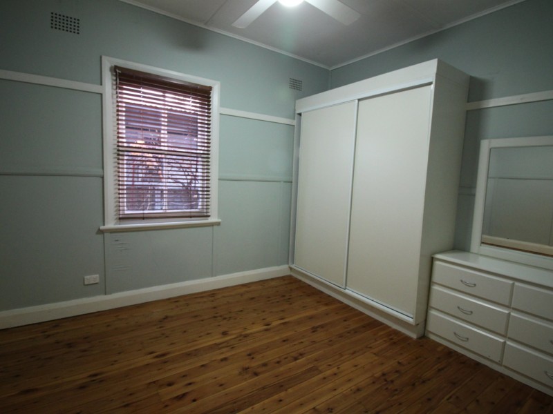 39 Gipps Street, Tamworth NSW 2340