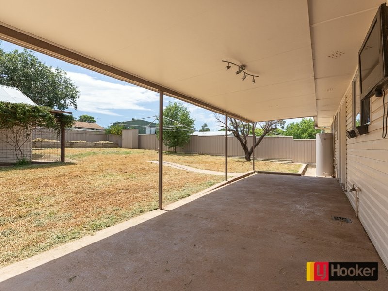 10 Gladys Street, Tamworth NSW 2340