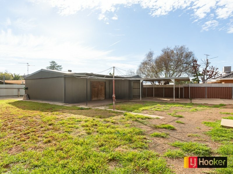 42 Wilburtree, Tamworth NSW 2340