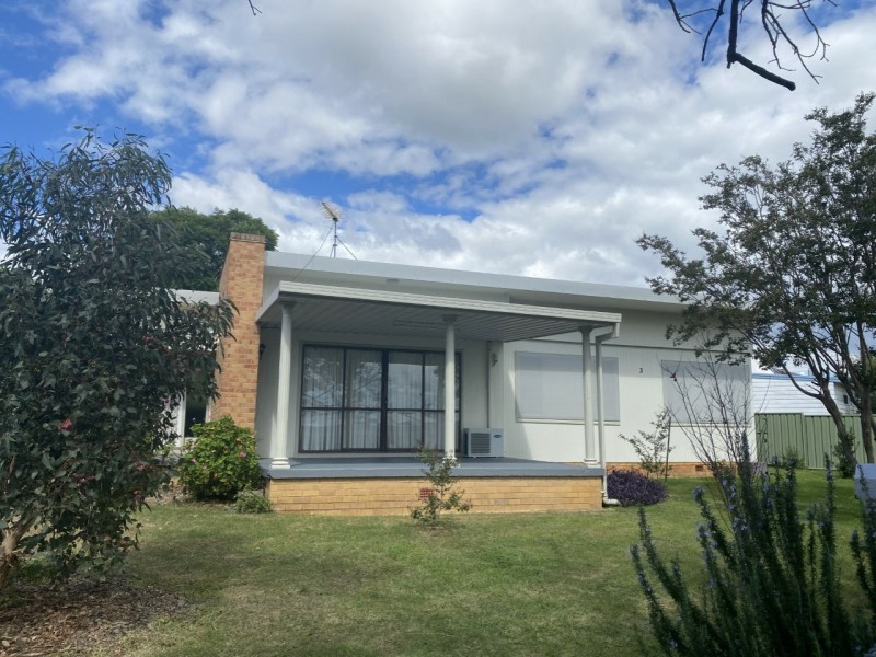 3 Nancy Street, Tamworth NSW 2340
