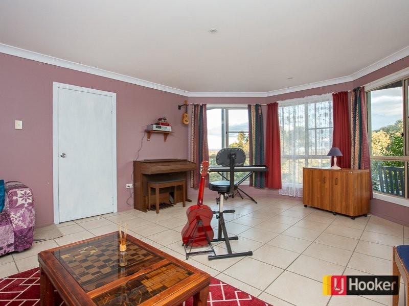 9 Glenview Place, Tamworth NSW 2340