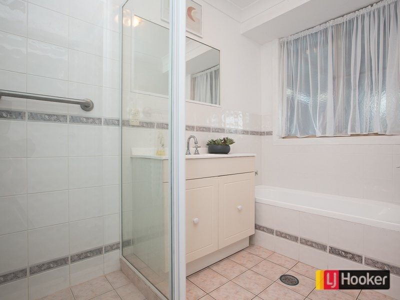 9 Glenview Place, Tamworth NSW 2340