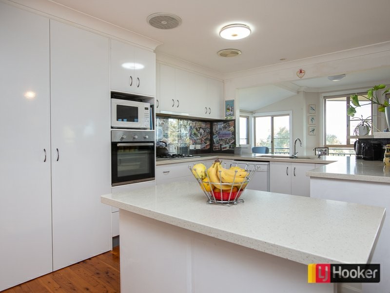 9 Glenview Place, Tamworth NSW 2340