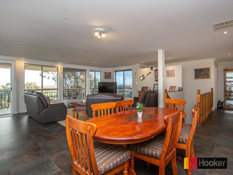 9 Glenview Place, Tamworth NSW 2340