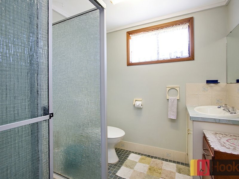 9 Amaroo Road, Tamworth NSW 2340