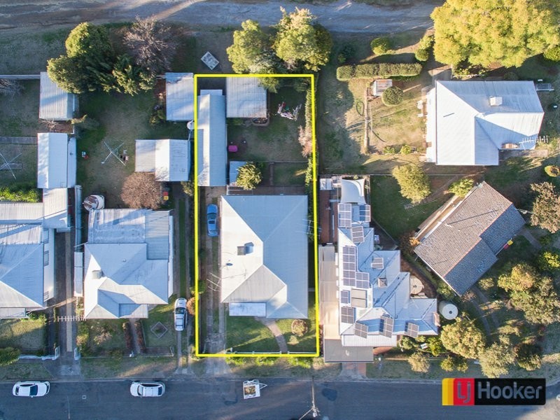 14 Griffin Avenue, North Tamworth NSW 2340