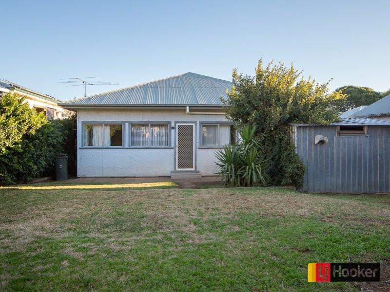 14 Griffin Avenue, North Tamworth NSW 2340