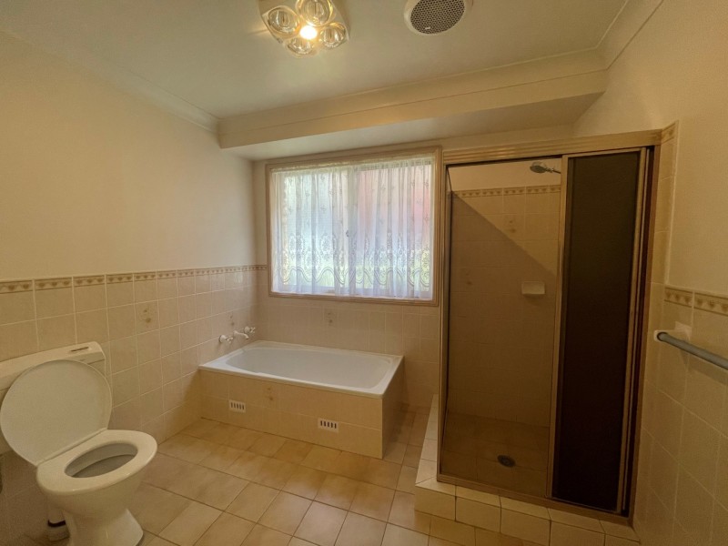 8 Caloola Street, Hillvue NSW 2340