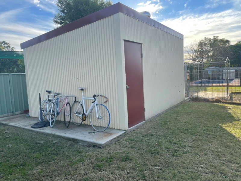33 Harrier Parade, Calala NSW 2340