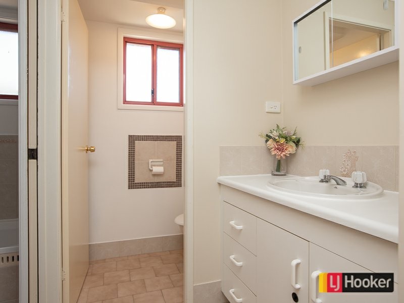 14 Caley Close, Tamworth NSW 2340