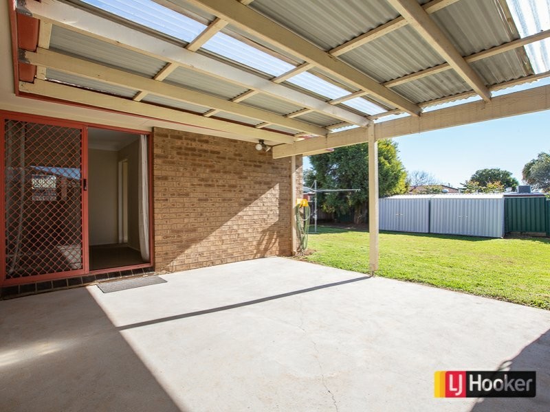14 Caley Close, Tamworth NSW 2340