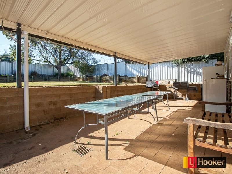 14 Dowell Avenue, North Tamworth NSW 2340