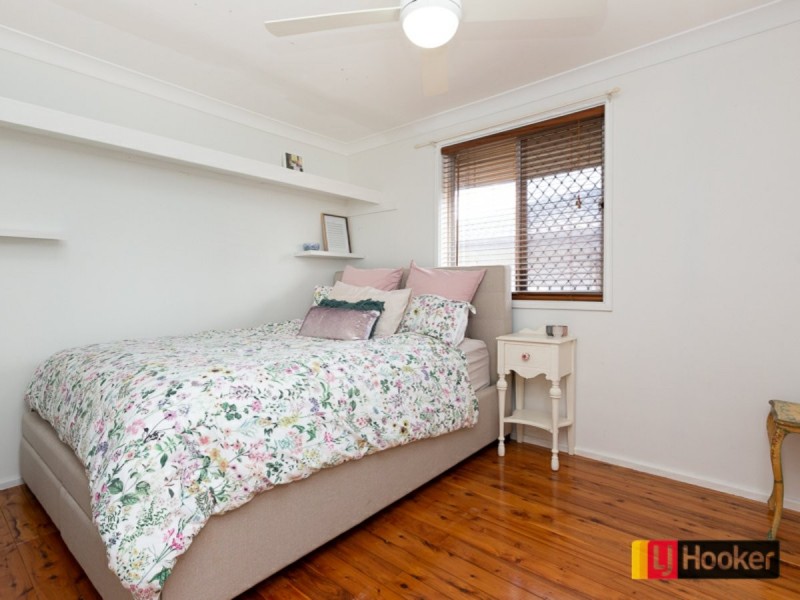 4 Waree Drive, Tamworth NSW 2340