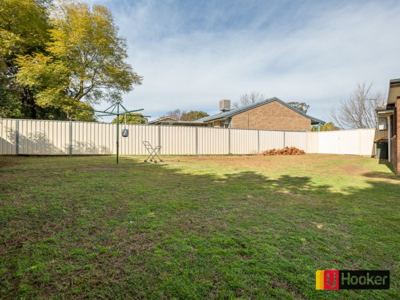 4 Waree Drive, Tamworth NSW 2340