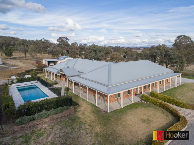 13668 New England Hwy, Tamworth NSW 2340