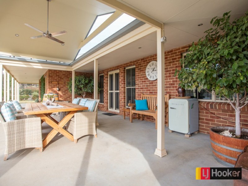 13668 New England Hwy, Tamworth NSW 2340