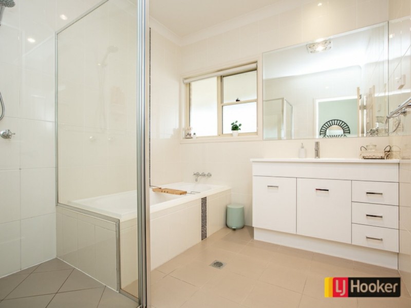 13668 New England Hwy, Tamworth NSW 2340