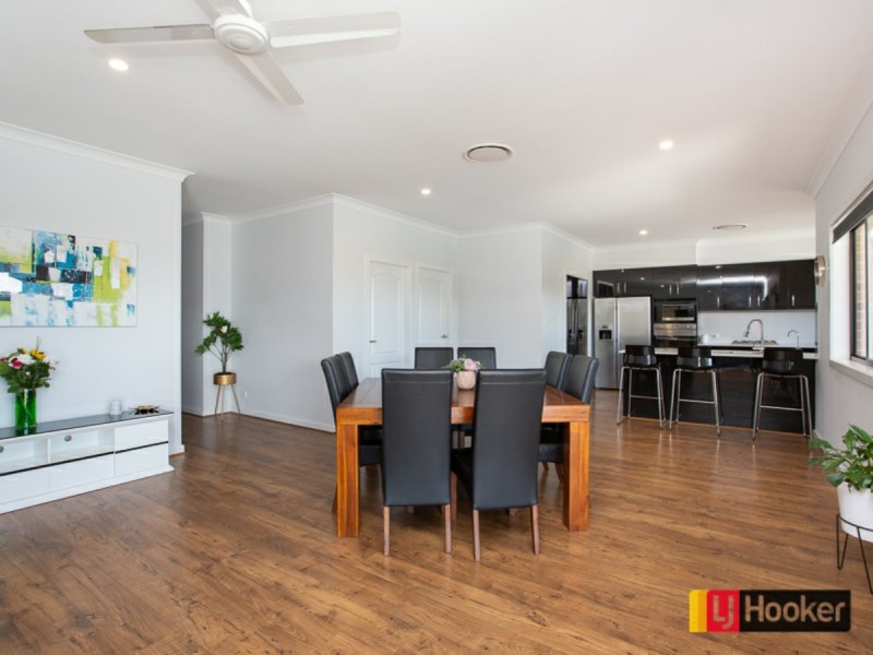 18 Horseshoe Place, Tamworth NSW 2340