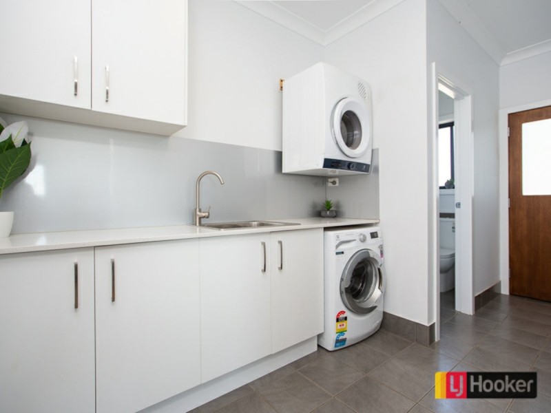 18 Horseshoe Place, Tamworth NSW 2340