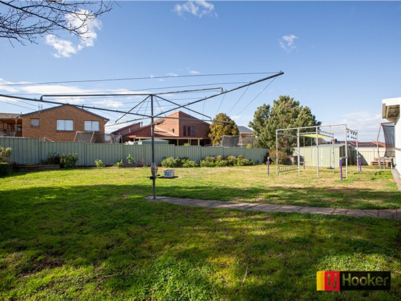 10a Bandalong Street, Hillvue NSW 2340