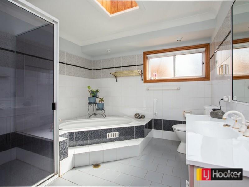 10a Bandalong Street, Hillvue NSW 2340