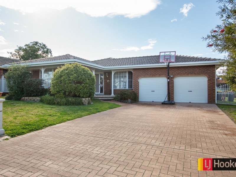 10a Bandalong Street, Hillvue NSW 2340