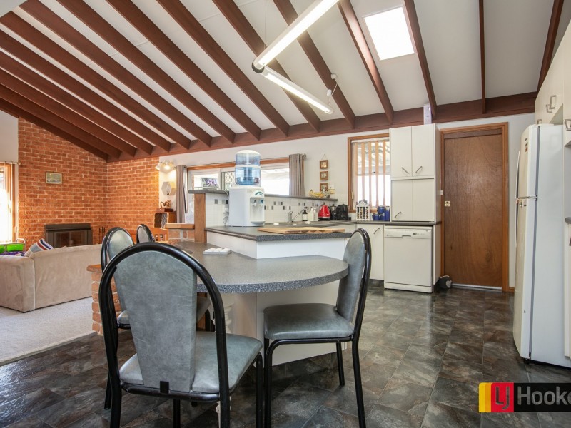 10a Bandalong Street, Hillvue NSW 2340