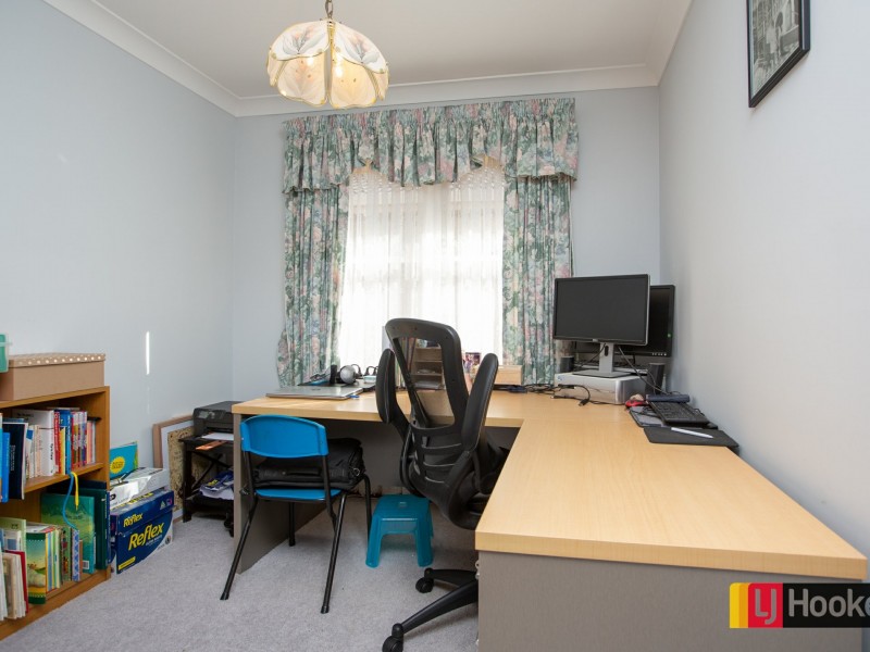 10a Bandalong Street, Hillvue NSW 2340