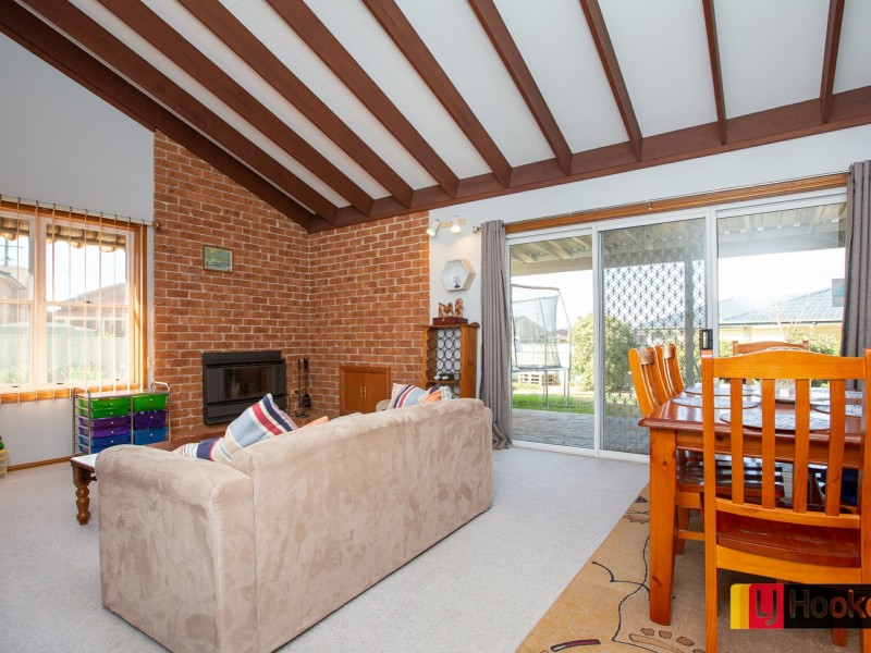 10a Bandalong Street, Hillvue NSW 2340