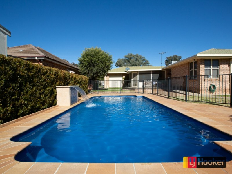 14 Paton Street, Tamworth NSW 2340