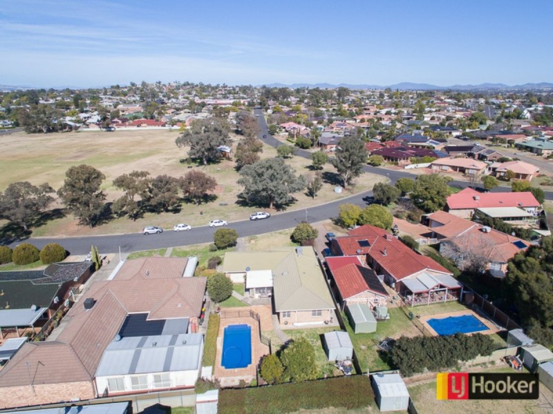 14 Paton Street, Tamworth NSW 2340