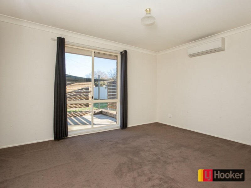 1 Baker Close, Calala NSW 2340