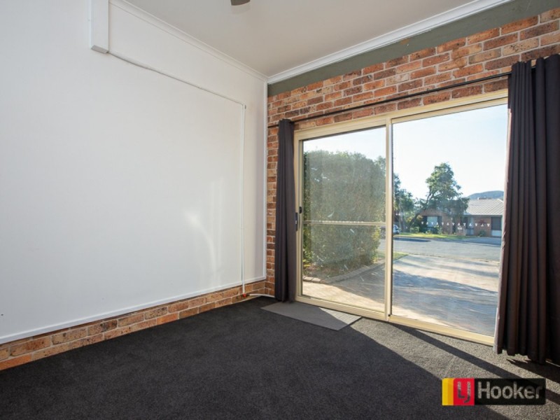 1 Baker Close, Calala NSW 2340
