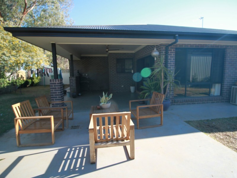 33 Fishermans Place, Oxley Vale NSW 2340