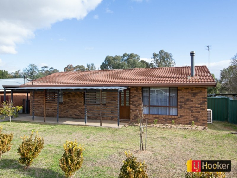 13 Angela Street, East Tamworth NSW 2340