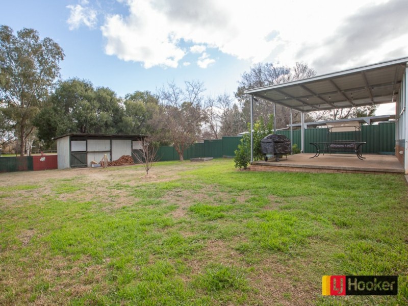 13 Angela Street, East Tamworth NSW 2340