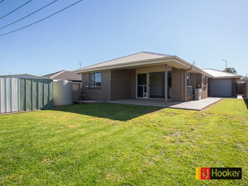 14 Karenvar Ave, Calala NSW 2340