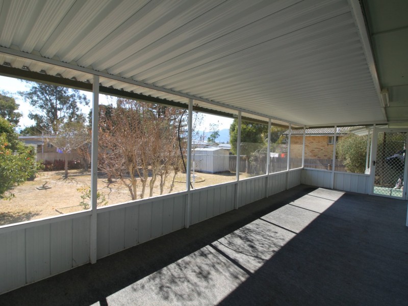 27 Oak Street, Tamworth NSW 2340